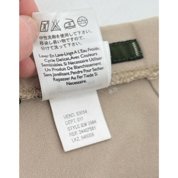 Eddie Bauer Women’s Khaki Stretch Cropped Pants Size 14P Office Comfort - Picture 6 of 10